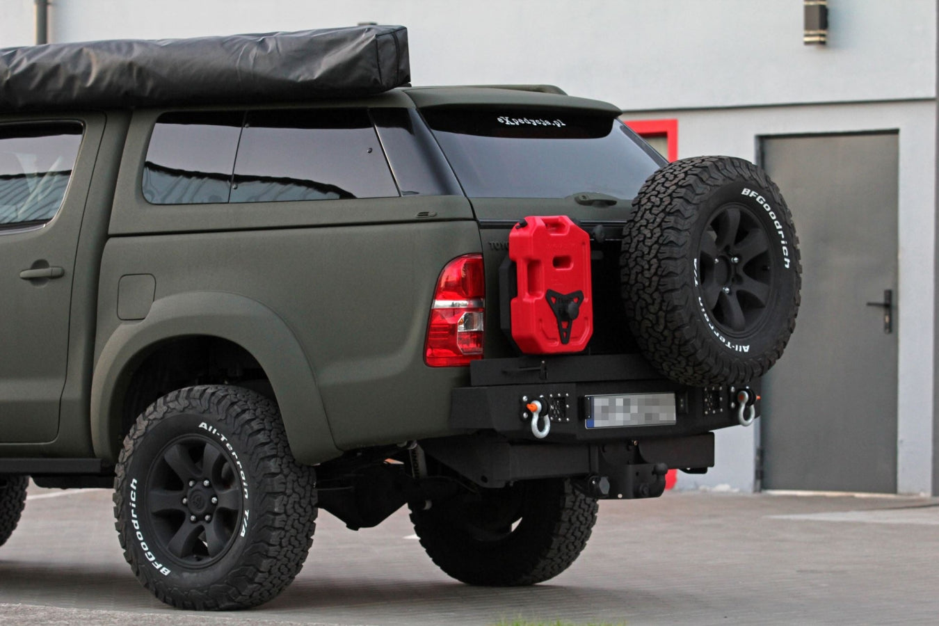 Support de roue de secours pour pare-chocs MorE 4x4 Pick-up