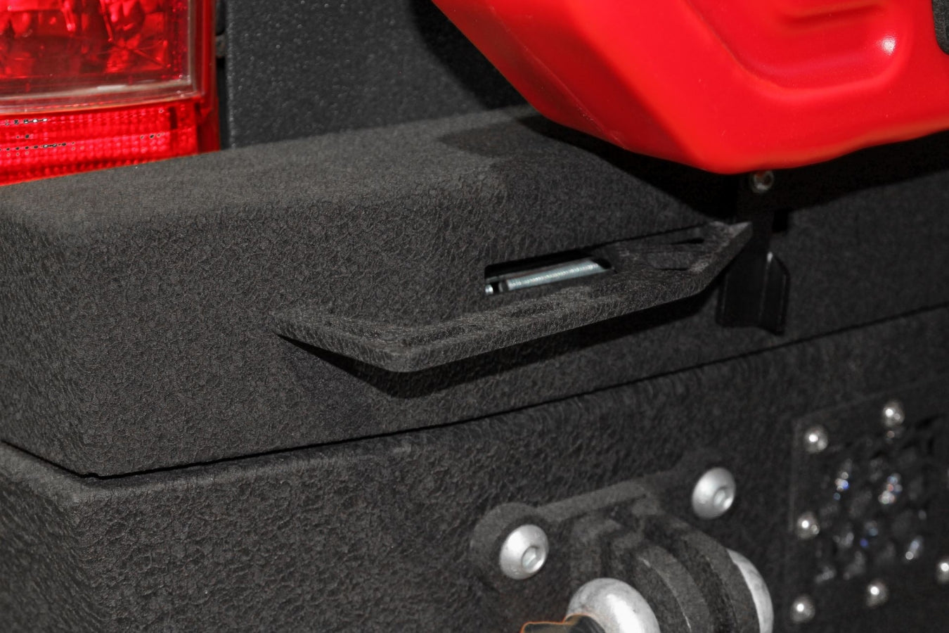 Support de roue de secours pour pare-chocs MorE 4x4 Pick-up