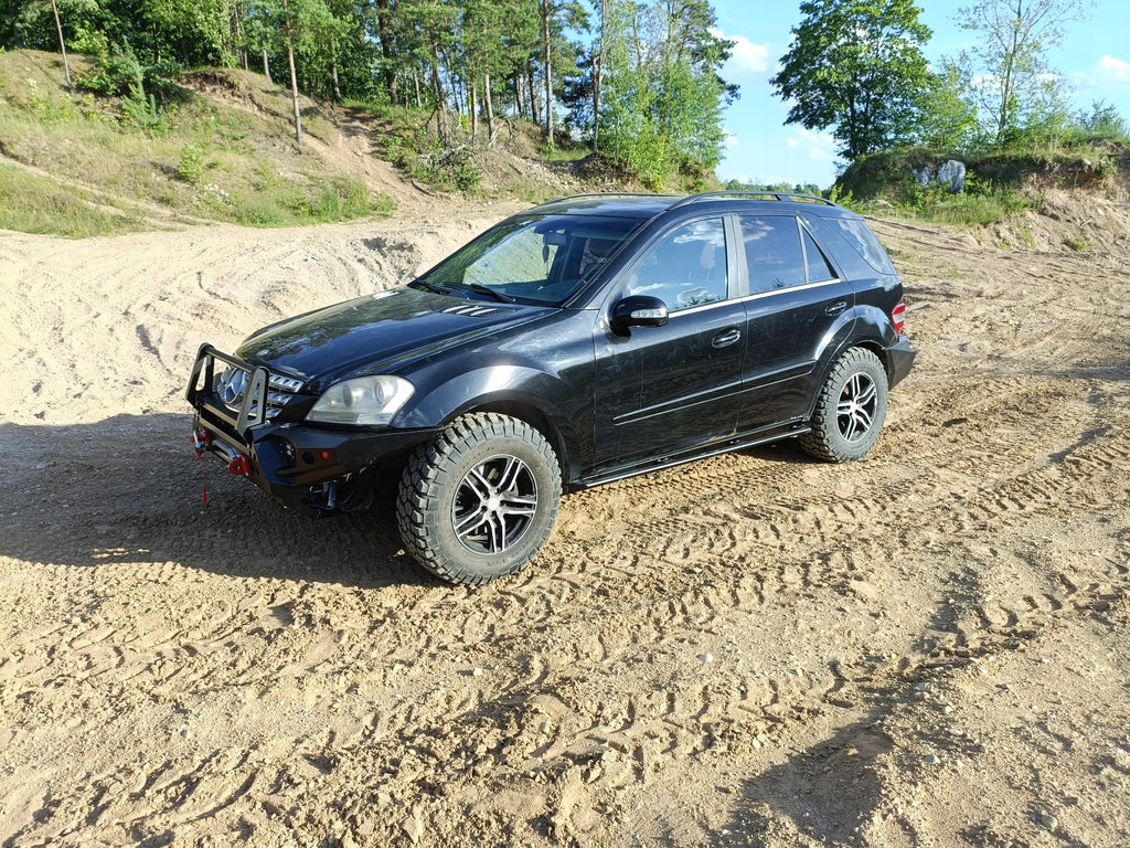Rockslider Seitenschweller-Schutzrohre Mercedes ML