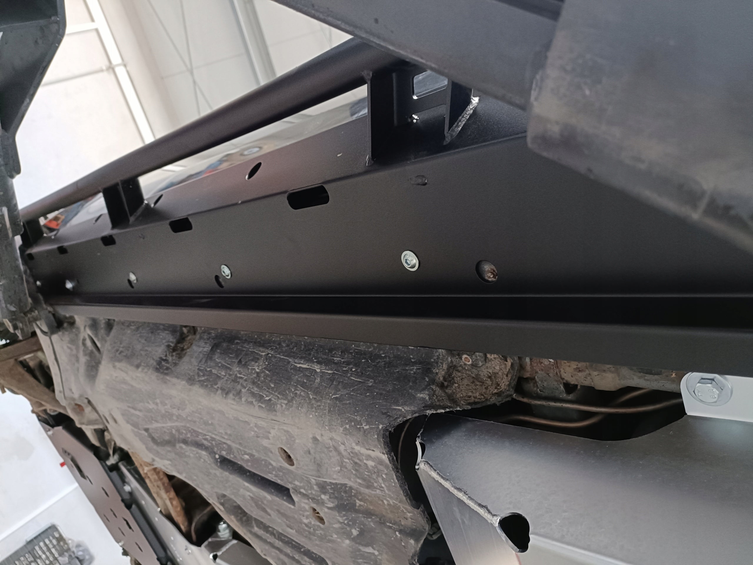 Rockslider Seitenschweller-Schutzrohre Mercedes ML