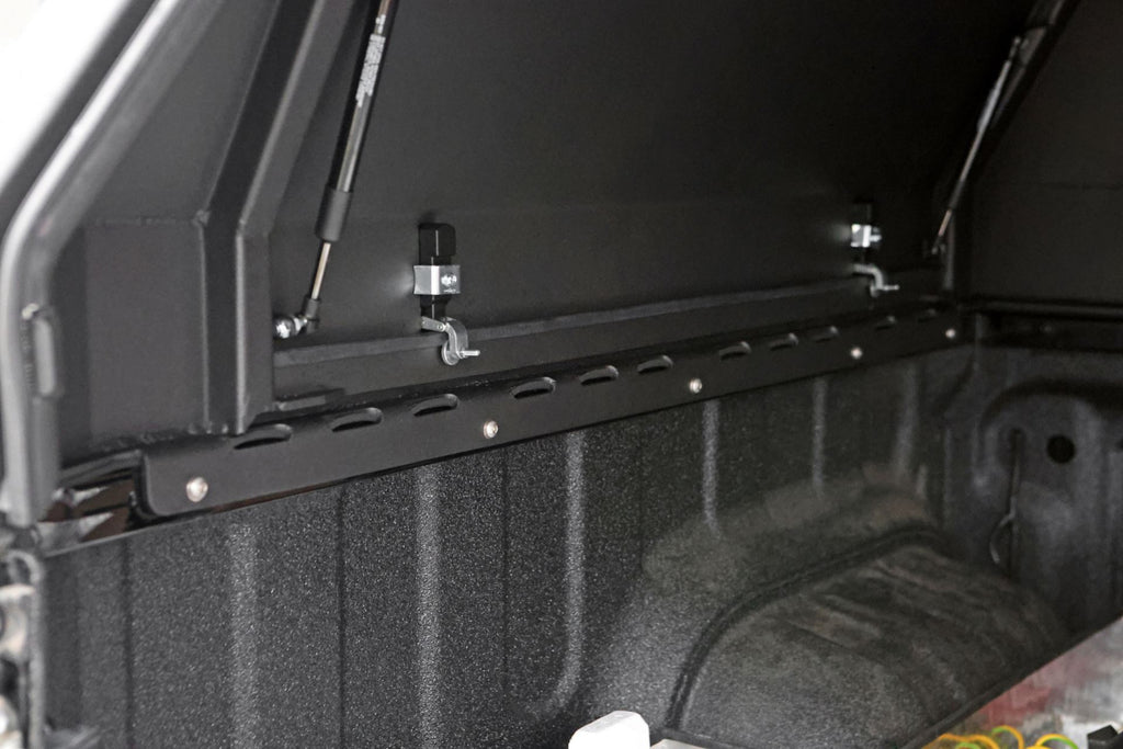 Aluminium-Hardtop Toyota Hilux Revo ab 2015 Double Cab