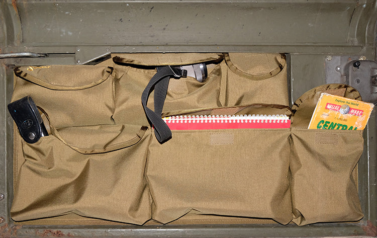 Compartiment de rangement de porte avant, compatible avec les Land Rover Defender séries 90 à 110.