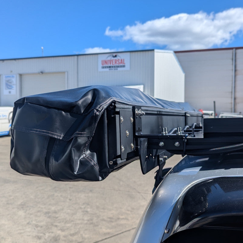 Low profile bracket for 270° awning