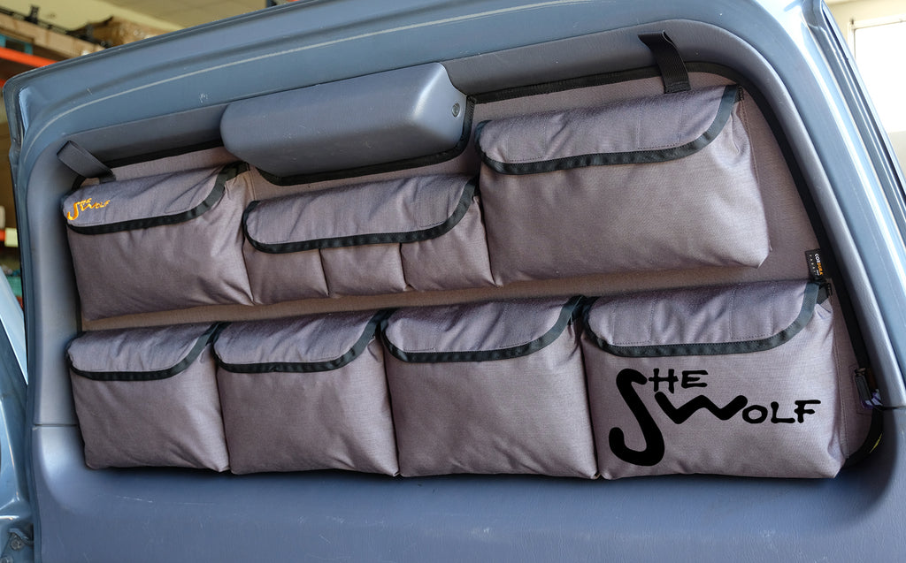 Organisateur de lunette arrière SHE-WOLF pour Toyota Land Cruiser J95