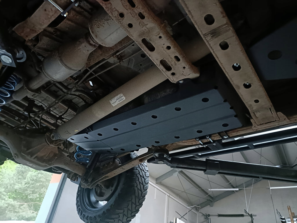 Unterfahrschutz Kraftstofftank & AdBlue – Nissan Navara D23 (ab 2015)