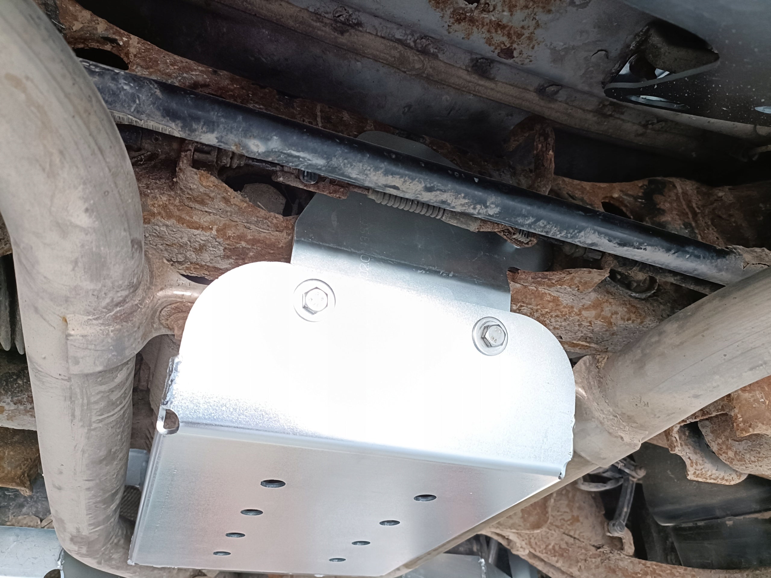 Protection de soubassement différentiel arrière Mercedes-Benz ML W164
