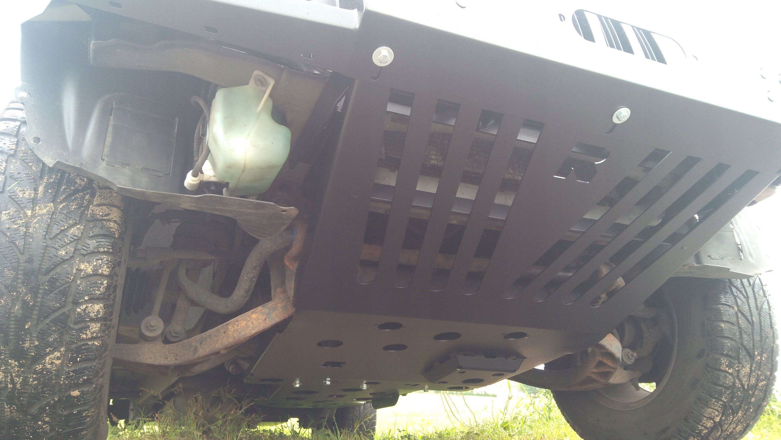 Engine, Radiator & Front Axle Skid Plate for Jeep Cherokee KJ with Winch Bumper