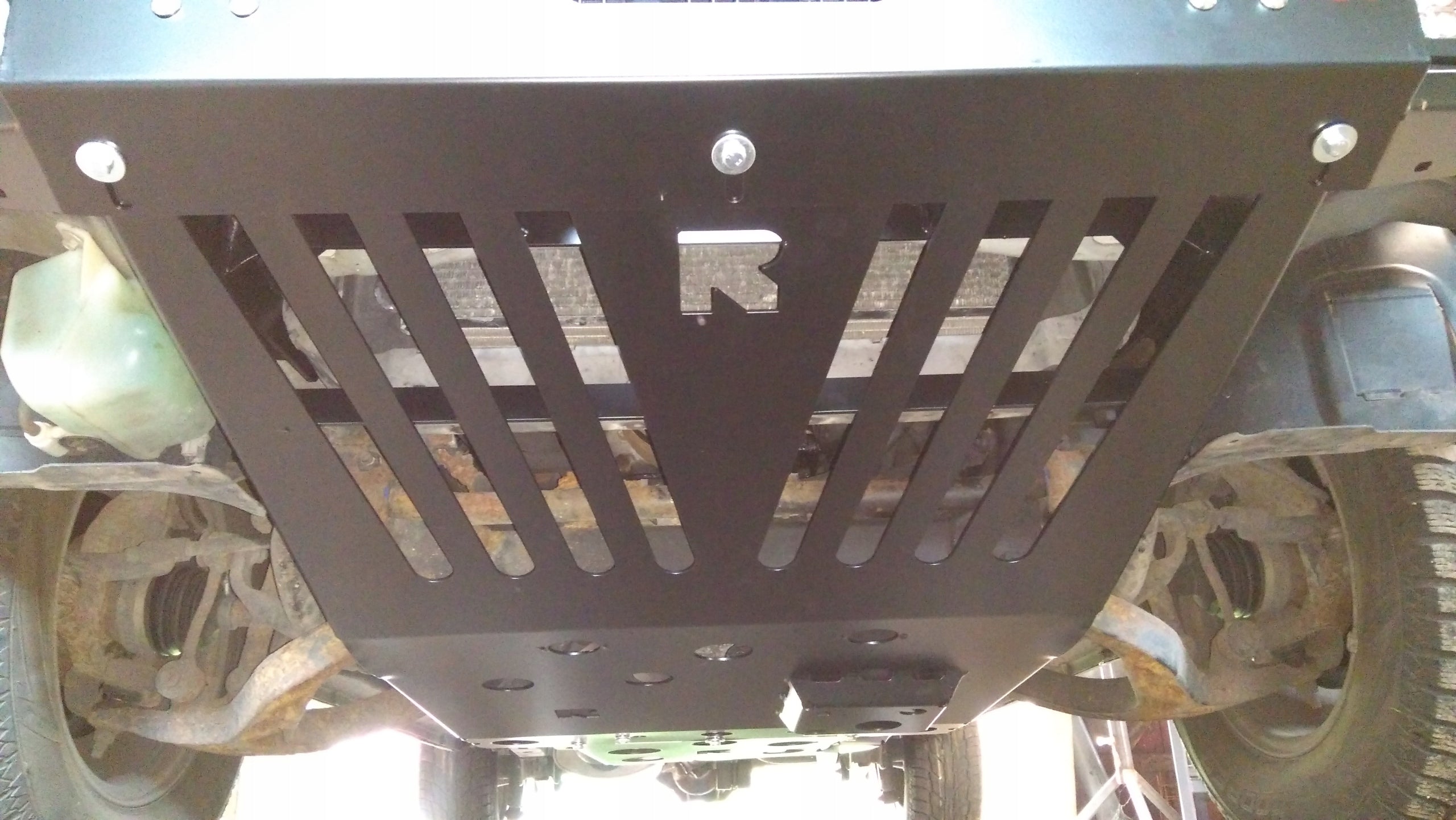 Engine, Radiator & Front Axle Skid Plate for Jeep Cherokee KJ with Winch Bumper