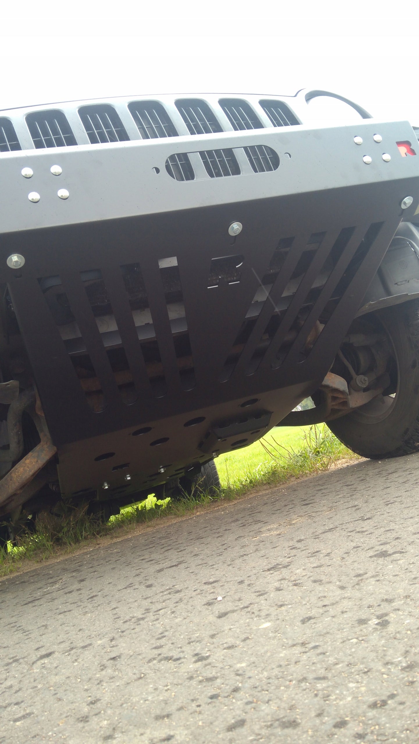 Engine, Radiator & Front Axle Skid Plate for Jeep Cherokee KJ with Winch Bumper