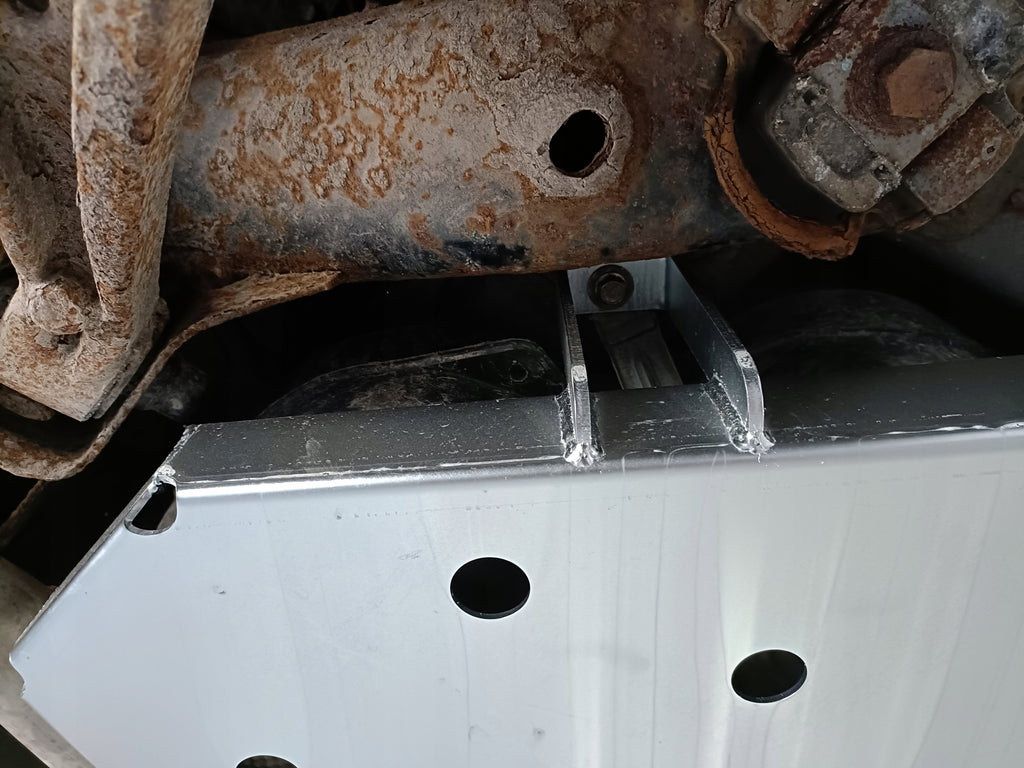 Unterfahrschutz Kraftstofftank Mercedes-Benz ML W164