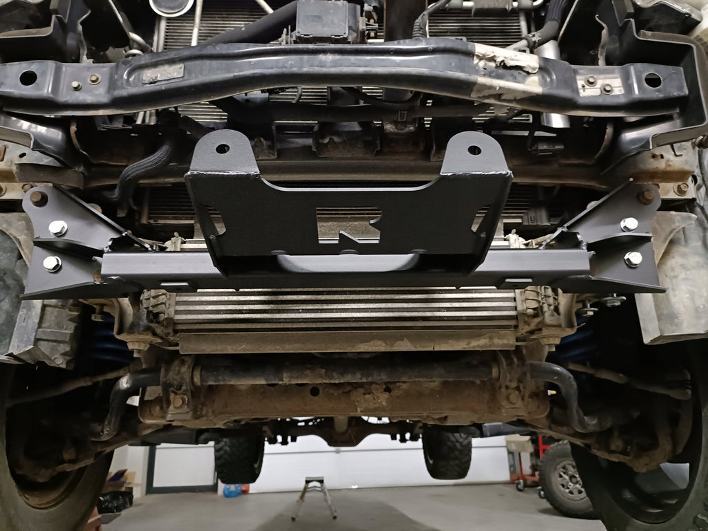 Montageplatte für Seilwinde Nissan Navara D23