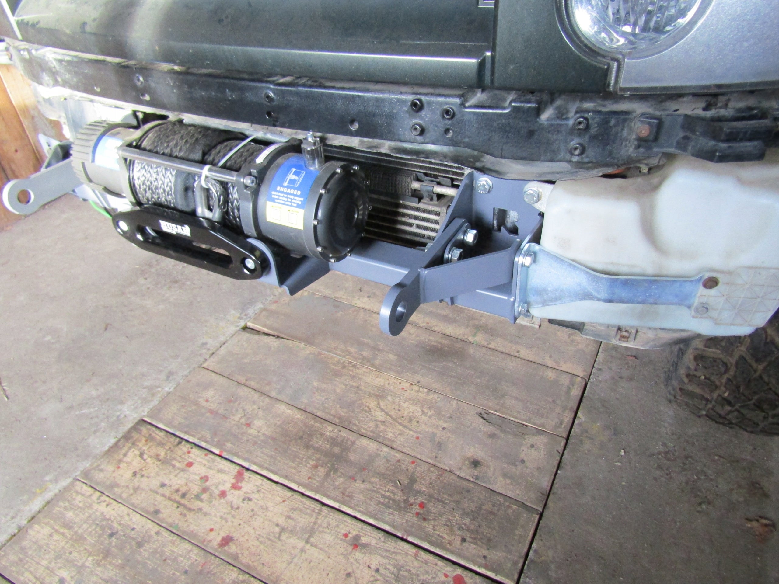 Montageplatte für Seilwinde Land Rover Discovery 3 & 4