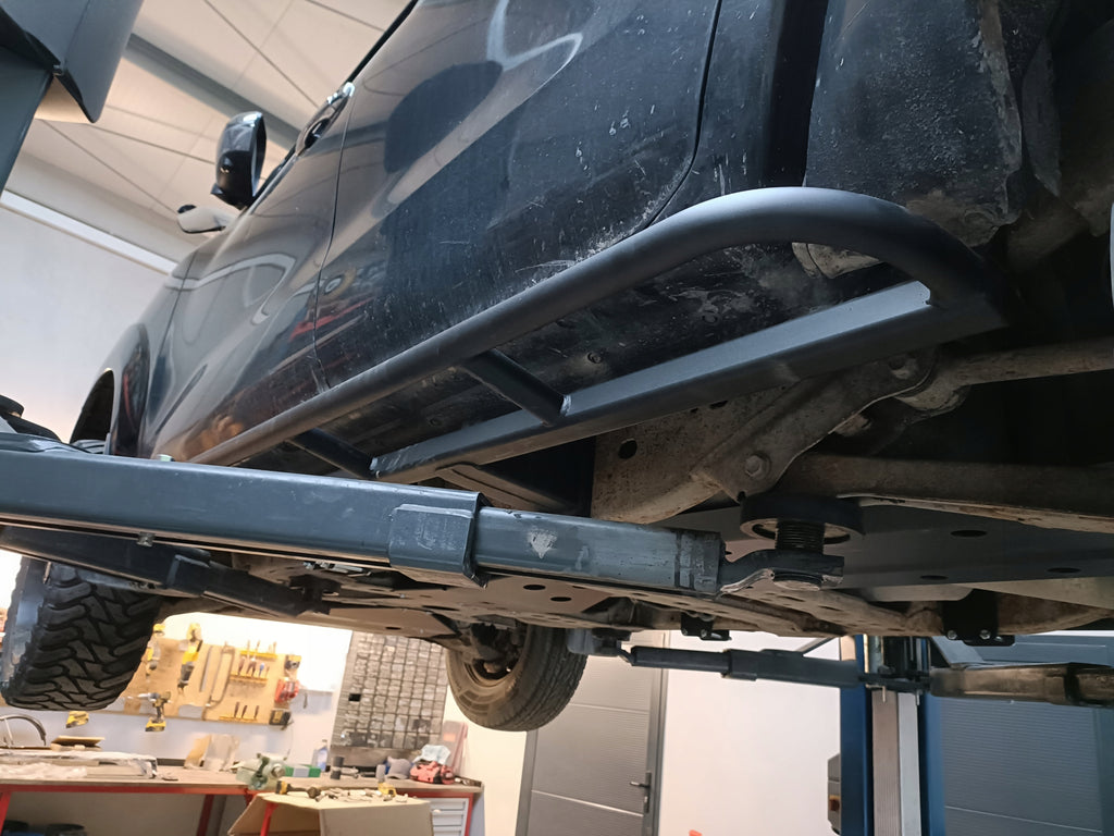 Protections tubulaires latérales Rockslider Nissan Navara D23