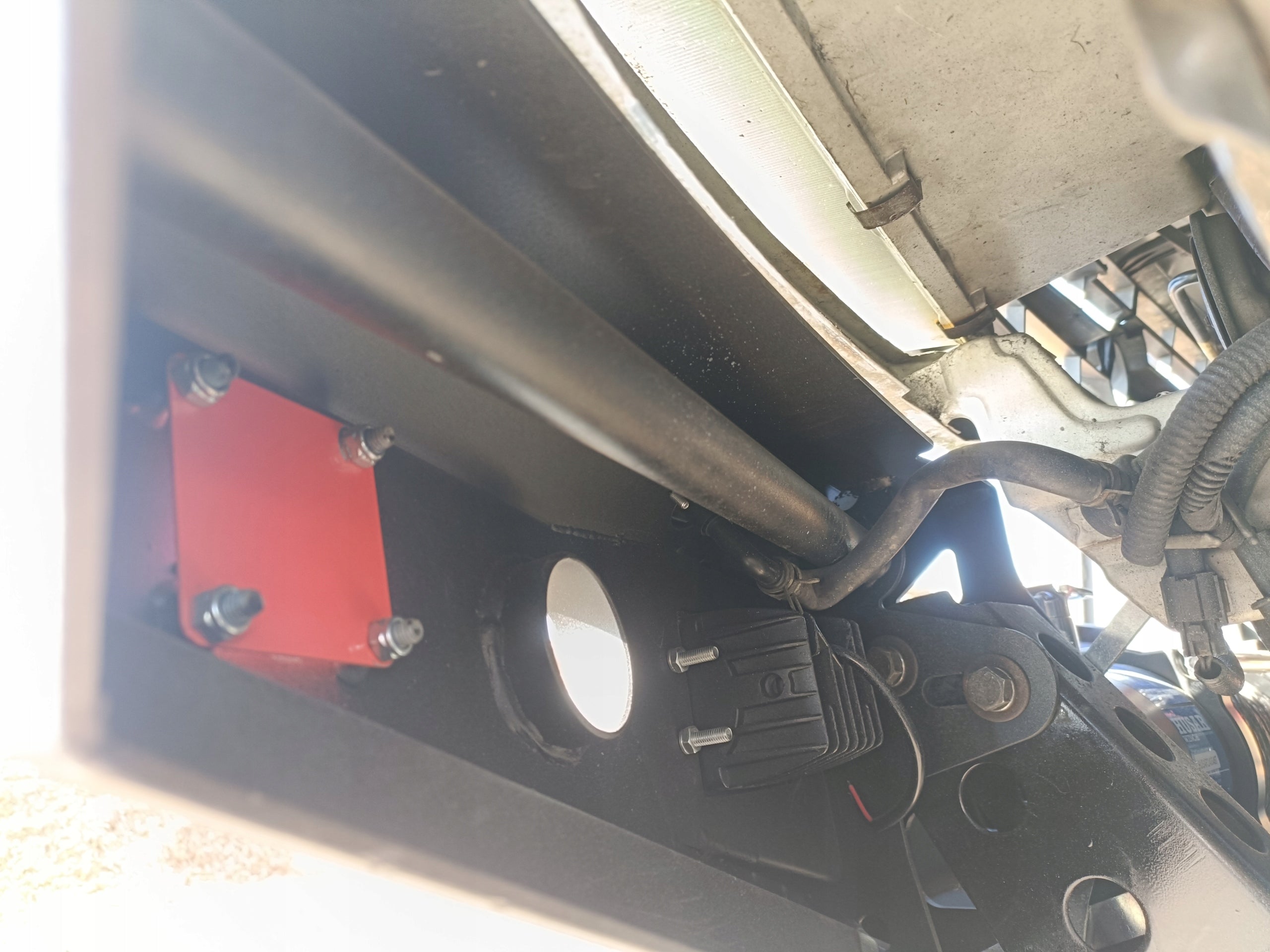 Pare-chocs avec treuil et barre de protection avant Hyundai Galloper