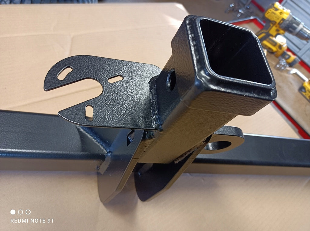 Pare-chocs arrière en acier Toyota Hilux 7 N25/N2