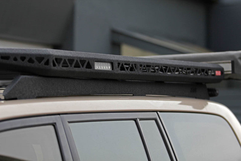 Dachträger-Plattformhalter Toyota Land Cruiser J100 / Lexus LX 470 kurz – Detailansicht 2