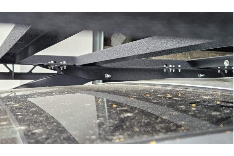 Dachgepäckkorb-Halter Toyota Land Cruiser J120 mit Reling – Detailansicht 4