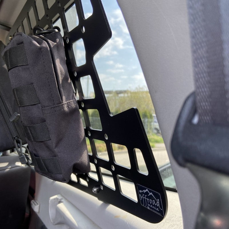 Molle panel rear window Mitsubishi Pajero 4 V80