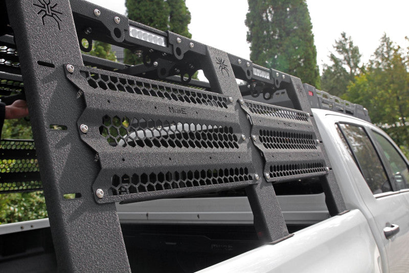 MorE 4x4 Bed Rack Mark II hoch für Pickup mit Rollo und Panels – Ansicht 3