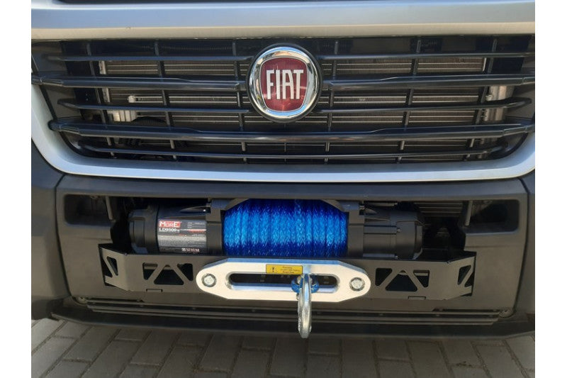 Plaque de montage pour treuil pour Fiat Ducato à partir de l'année de fabrication 2015