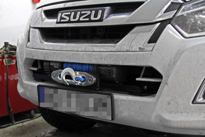 Plaque de montage pour treuil Isuzu D-Max 2 2012-2017