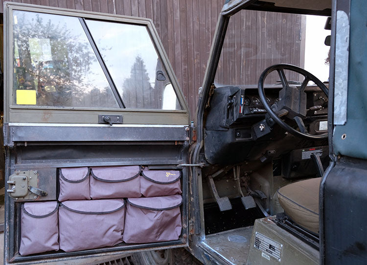 Compartiment de rangement de porte avant, compatible avec les Land Rover Defender séries 90 à 110.