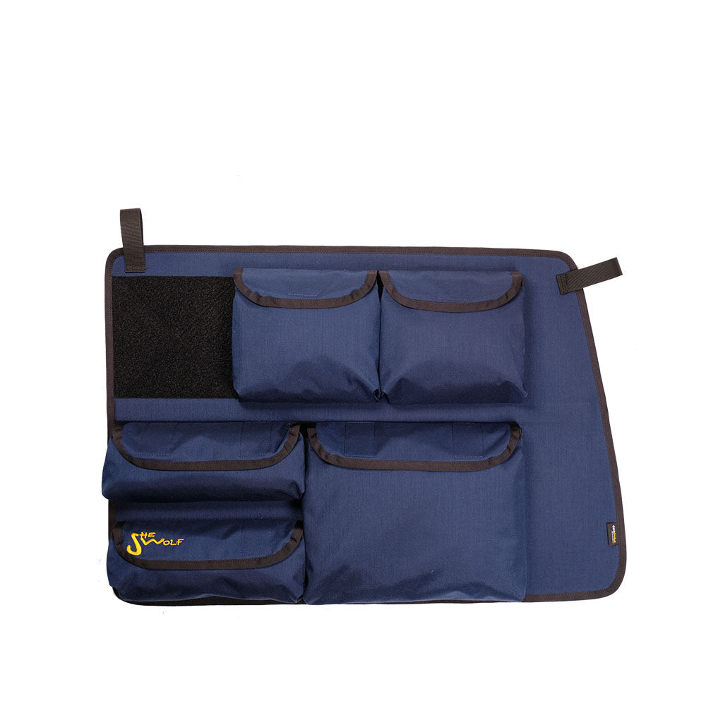 Window pocket organizer for the right side window of a VW T4 short wheelbase (with ventilation in the A-pillar) with removable pocket