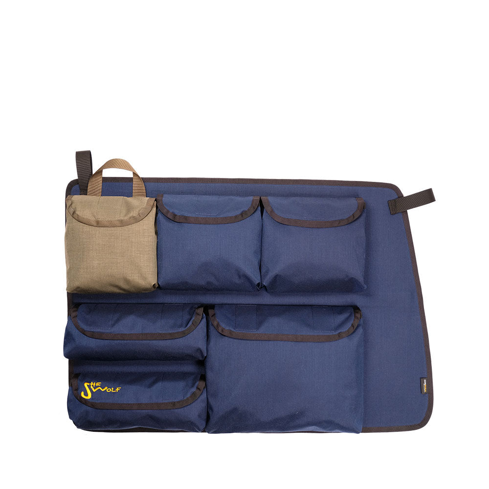 Window pocket organizer for the right side window of a VW T4 short wheelbase (with ventilation in the A-pillar) with removable pocket