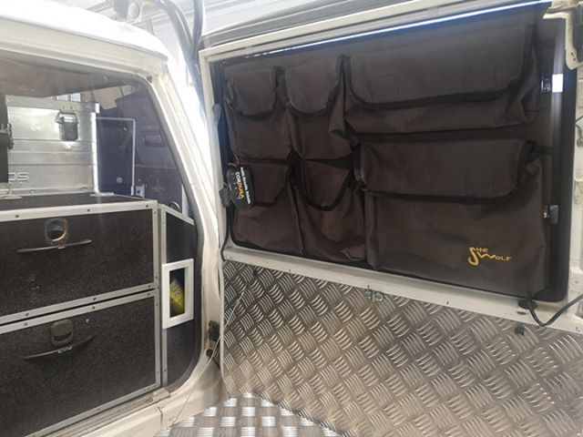 Organisateur de poches de fenêtre pour Nissan Patrol Y60