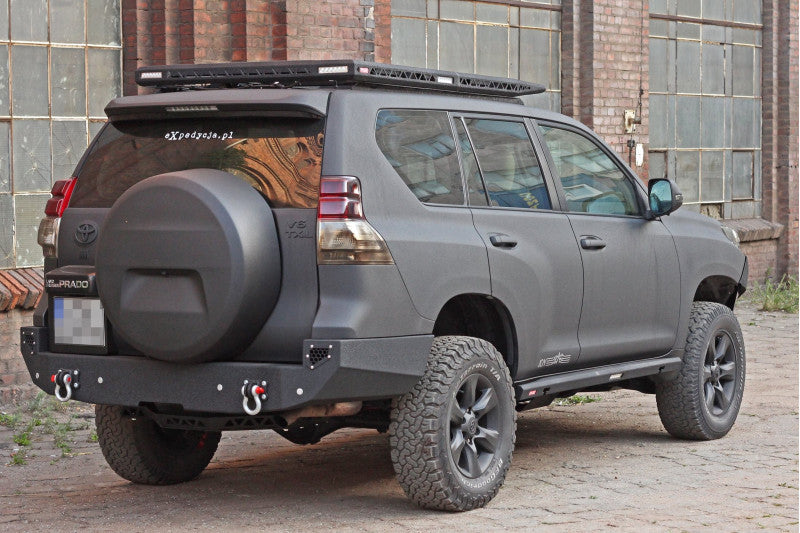 Stahl-Heckstoßstange Toyota Land Cruiser 150 lang – Montageansicht