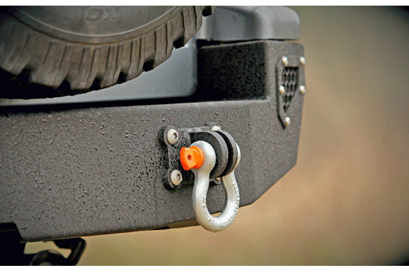 Stahl-Heckstoßstange Toyota Land Cruiser J90 – Ansicht am Fahrzeug
